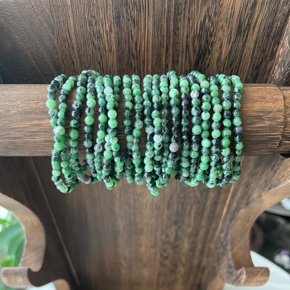 Ruby Zoisite Bracelet (one) - Picture 1 of 5